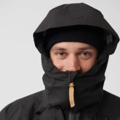 FJÄLLRÄVEN KEB ECO-SHELL JACKET M Herren - Hardshelljacke 35 FJÄLLRÄVEN KEB ECO-SHELL JACKET M Herren - Hardshelljacke -Globetrotter Verkäufe 5637533589 v keb ecoshell jacket m fjaellraeven 24